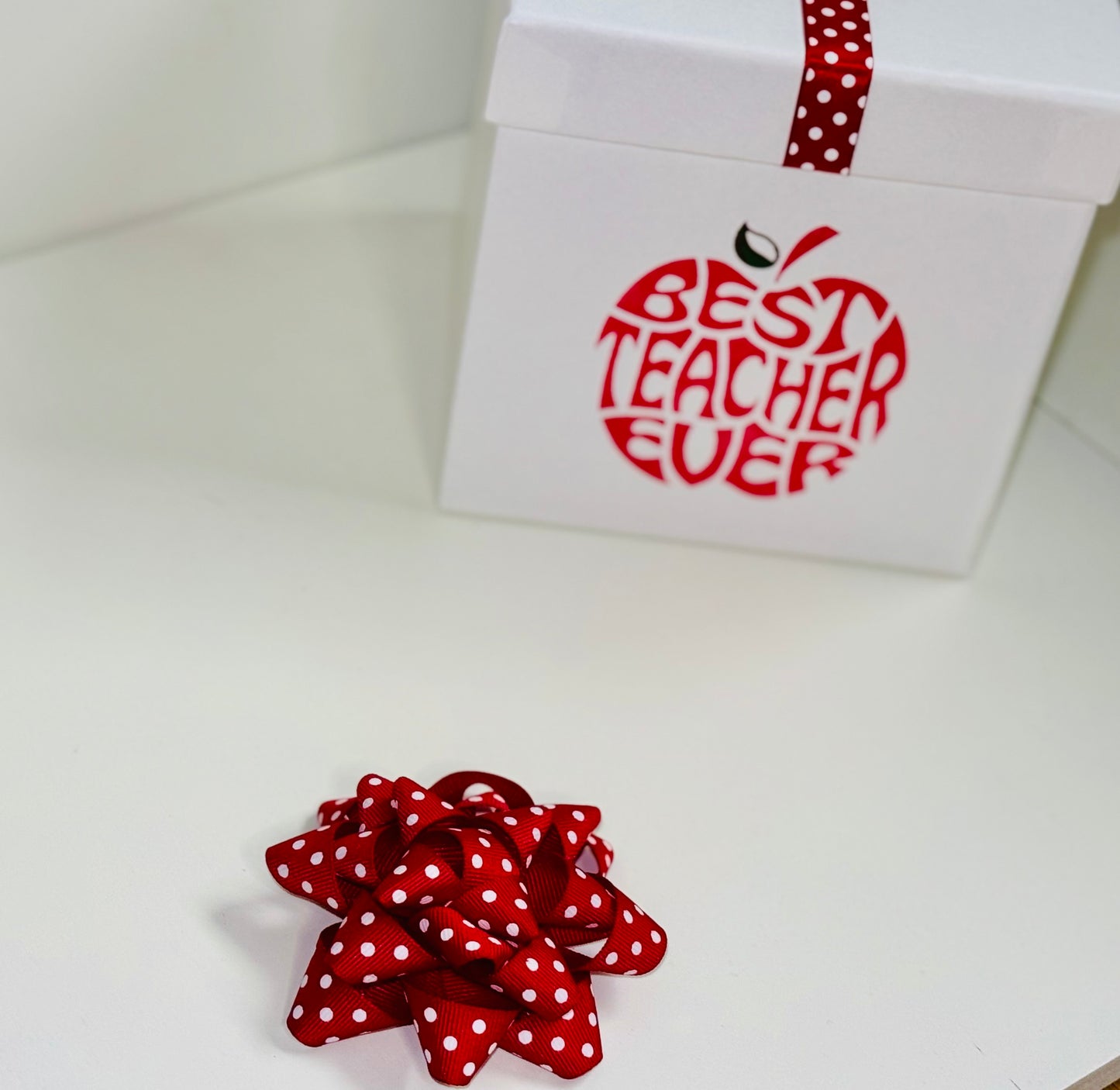Gift Box Bundle - Best Teacher Ever Apple