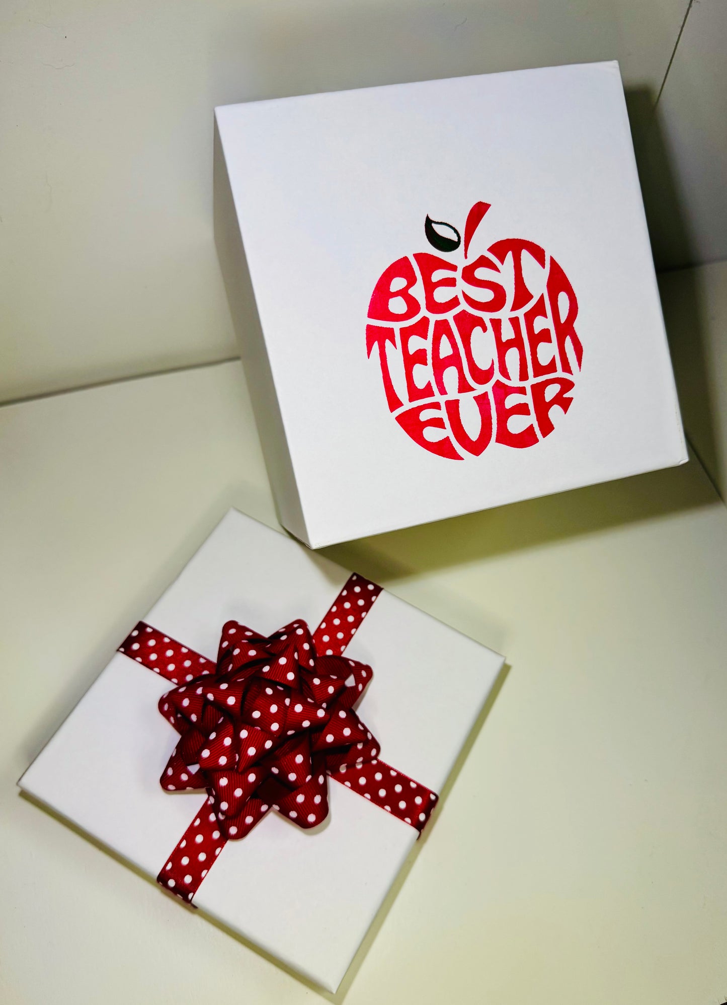 Gift Box Bundle - Best Teacher Ever Apple
