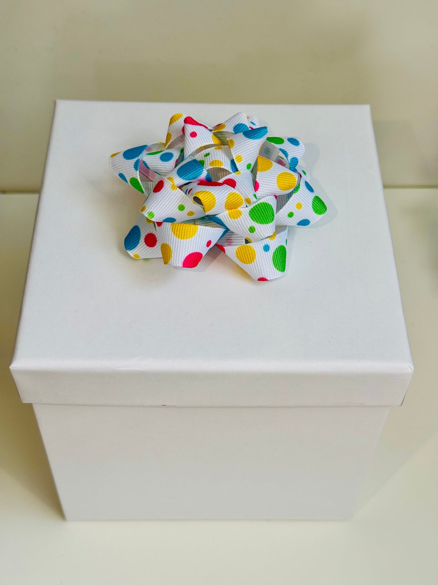 Gift Bow - Multicolored Dots