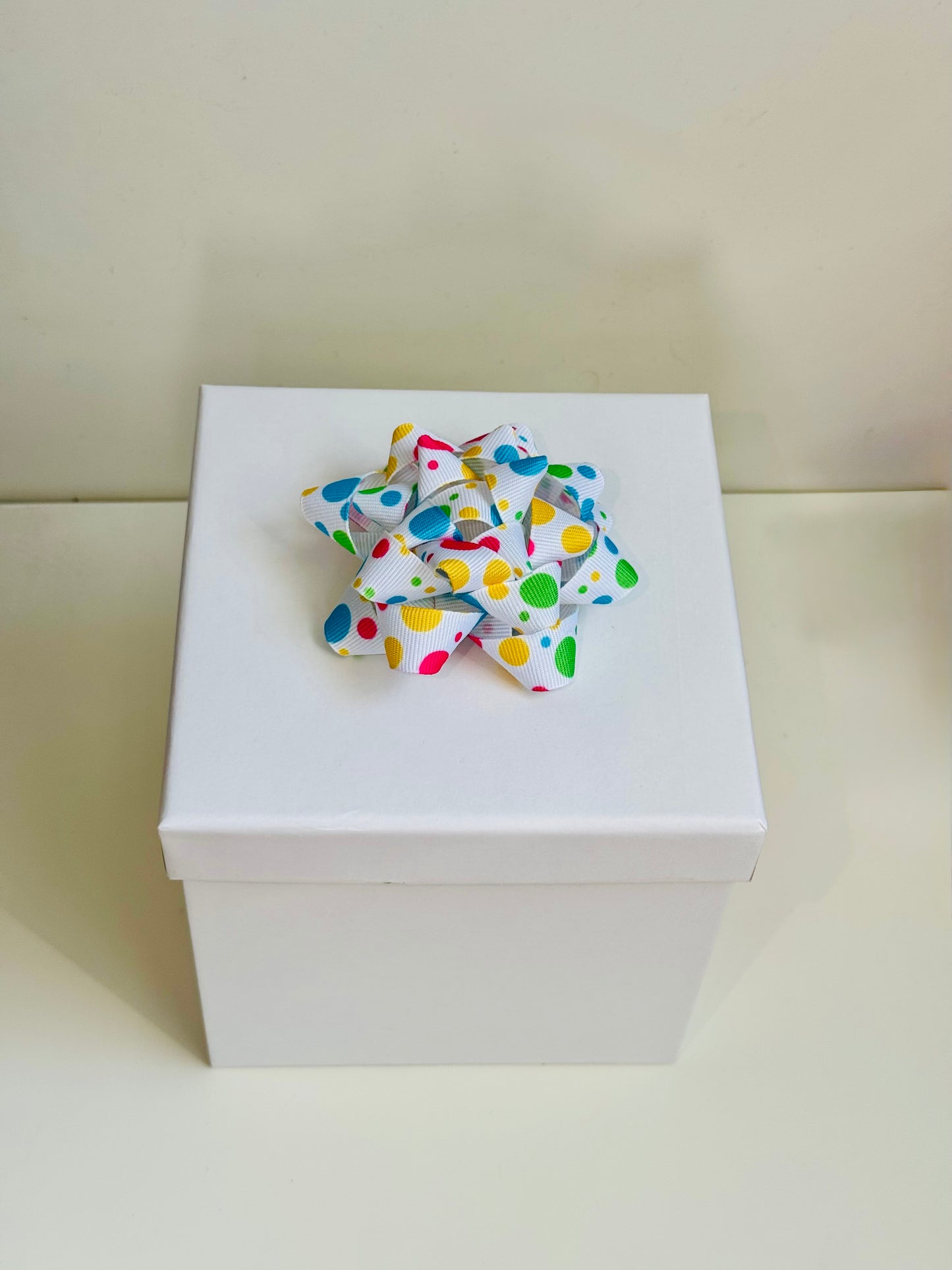 Gift Bow - Multicolored Dots
