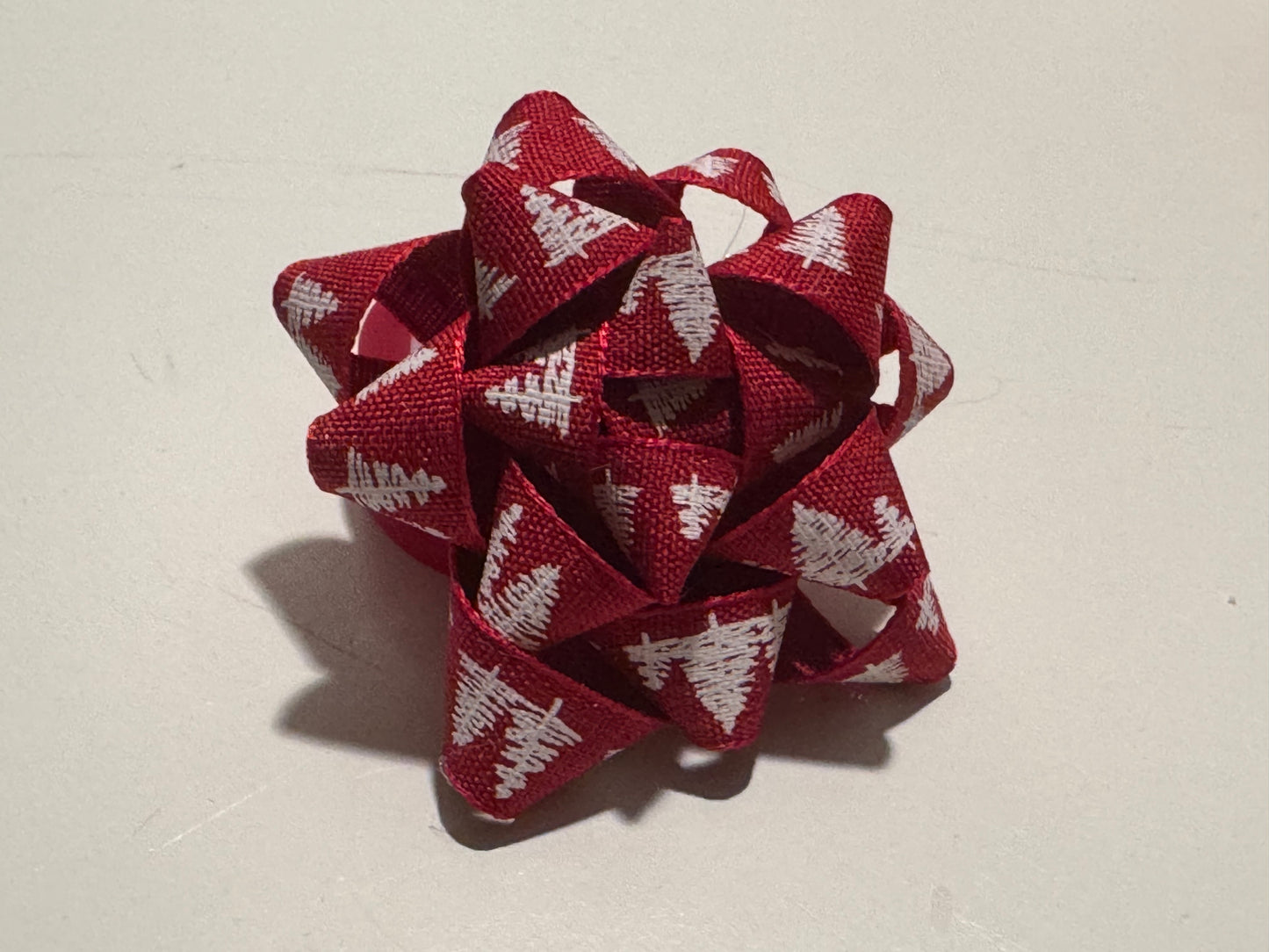 Holiday Gift Bow - Red and White Christmas Tree