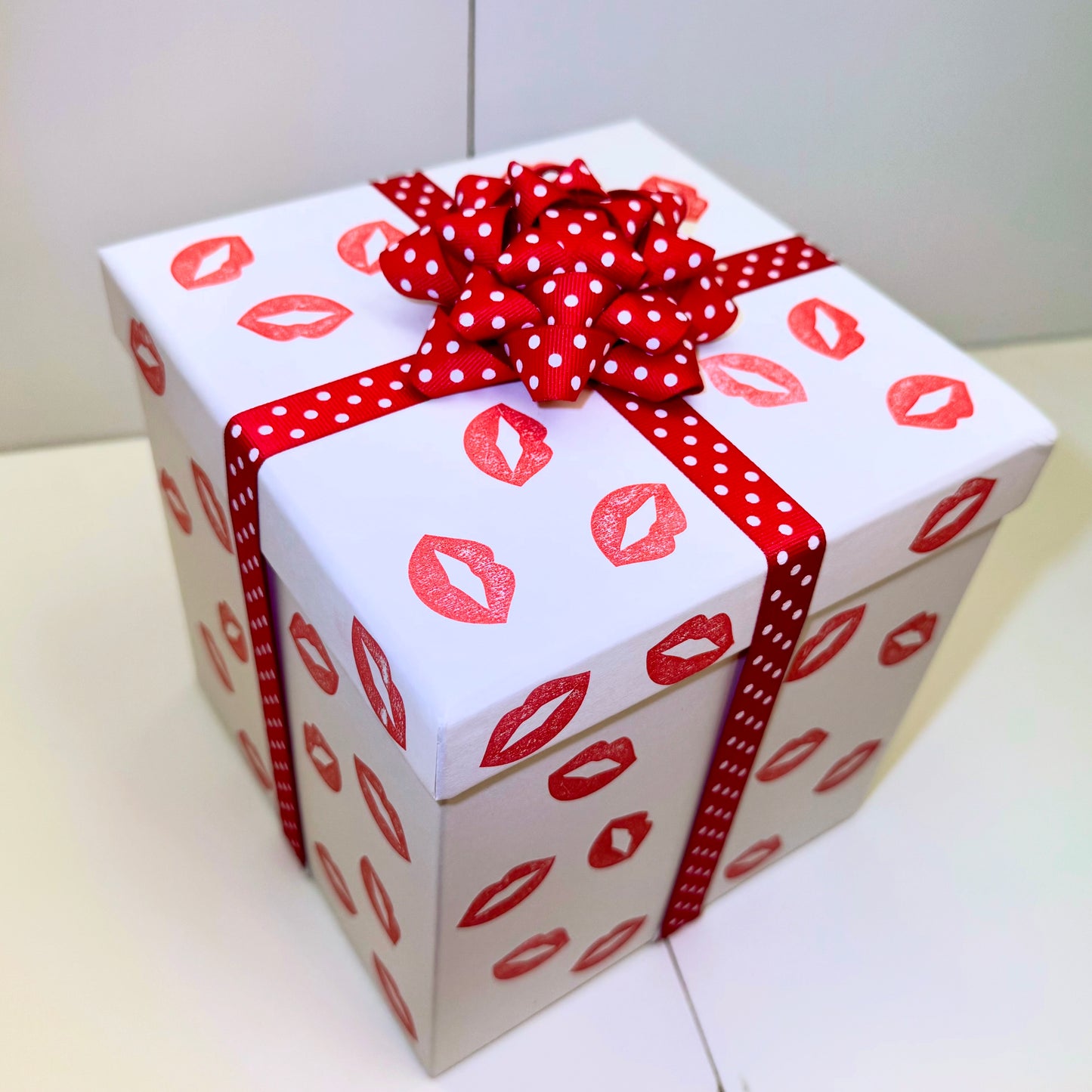 Gift Box Bundle - Sweet Smooches