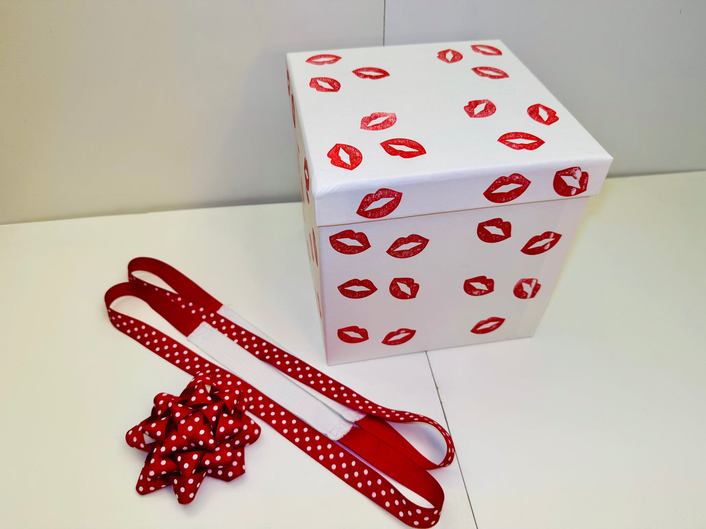 Gift Box Bundle - Sweet Smooches